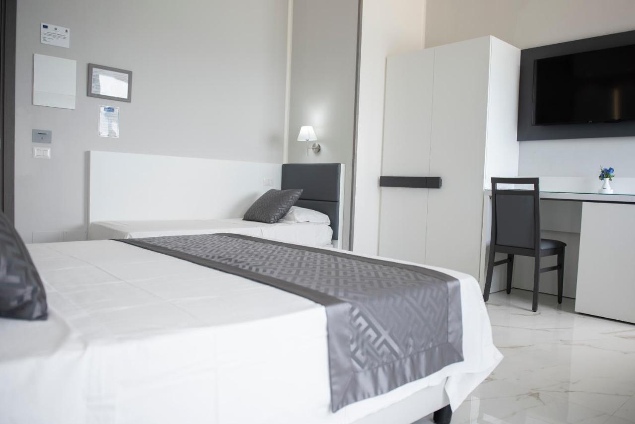 Hotel Blu Porto Cesareo Esterno foto